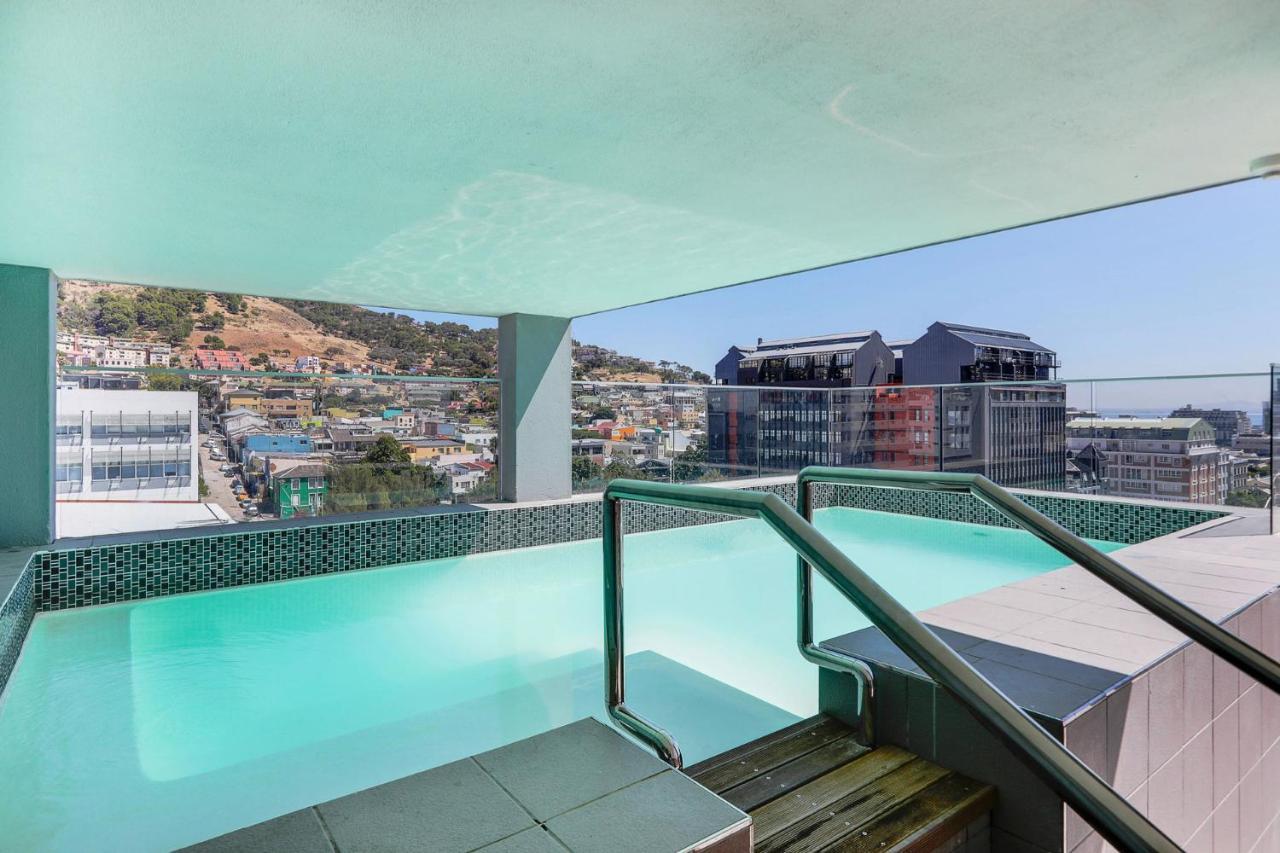 Backup-powered Colourfull Balcony *