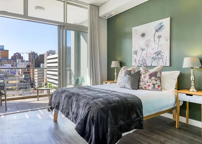 Backup-Powered Colourfull City Balcony Apartment